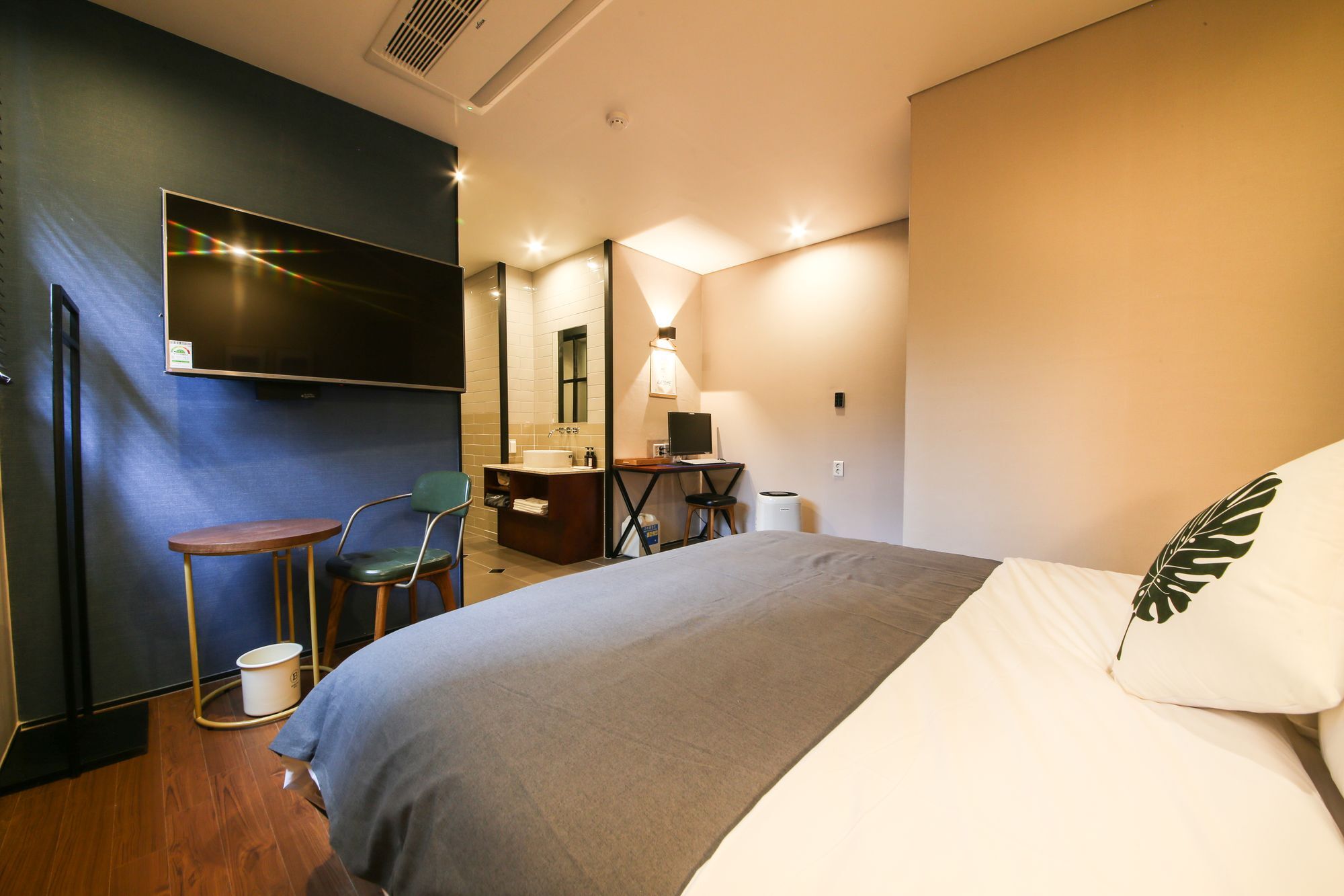 Brown Dot Hotel Yangjeong Busan Exterior photo